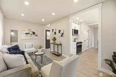 9223 38th Avenue S #B, Seattle, WA 98118 - Photo 7