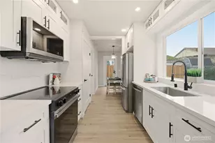 9223 38th Ave. S, Seattle, WA 98118 - Photo 9