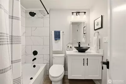 9223 38th Avenue S #B, Seattle, WA 98118 - Photo 23