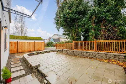 9223 38th Avenue S #B, Seattle, WA 98118 - Photo 29