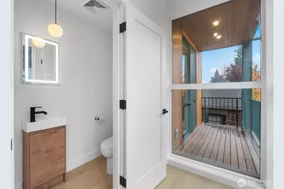6014 35th Avenue NE, Seattle, WA 98115 - Photo 11
