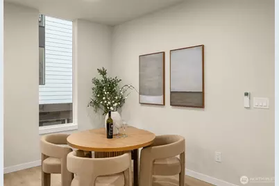 1012 A NE 70th Street, Seattle, WA 98115 - Photo 11