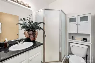 5809 Hwy Pl, Everett, WA 98203 - Photo 17