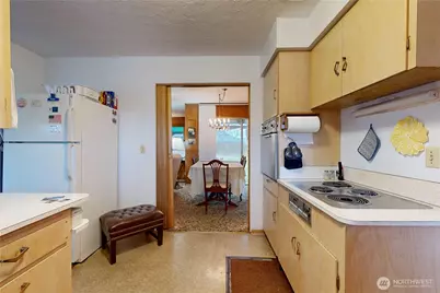 1513 SE Central Avenue, College Place, WA 99324 - Photo 9