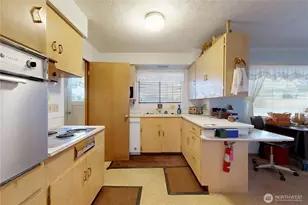 1513 SE Central Ave, College Place, WA 99324 - Photo 7
