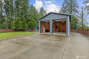 9811 192nd Ave E, Bonney Lake, WA 98391 - Photo 27