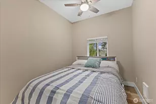 9811 192nd Ave E, Bonney Lake, WA 98391 - Photo 33