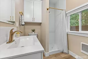 9811 192nd Ave E, Bonney Lake, WA 98391 - Photo 35