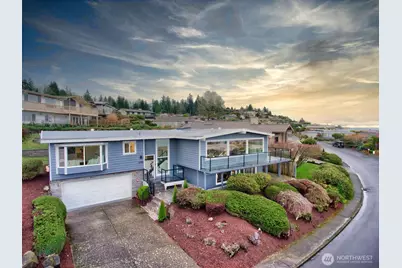 13901 Somerset Lane SE, Bellevue, WA 98006 - Photo 1