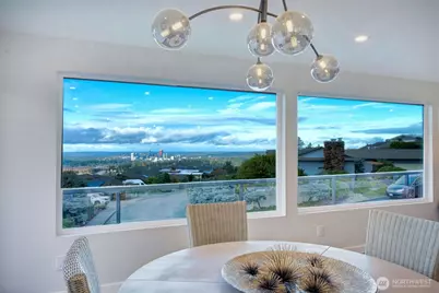 13901 Somerset Lane SE, Bellevue, WA 98006 - Photo 11