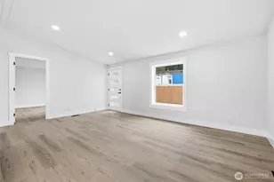 3234 Whitney Dr, Oak Harbor, WA 98277 - Photo 5