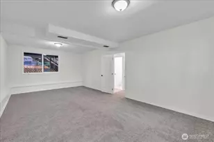 22026 SE 269th Pl, Maple Valley, WA 98038 - Photo 35