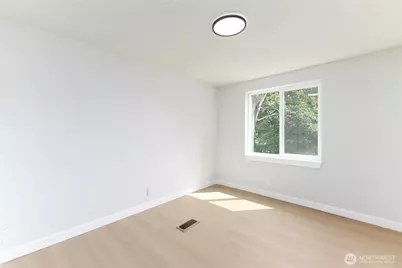 1540 Lake Dr, Camano Island, WA 98282 - Photo 17