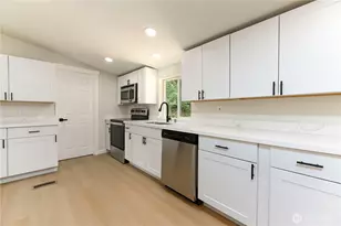 1540 Lake Dr, Camano Island, WA 98282 - Photo 7