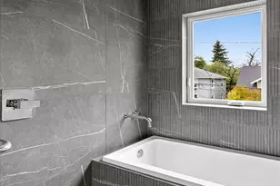 6547 11th Ave NW, Seattle, WA 98117 - Photo 29