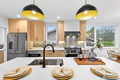 6547 11th Avenue NW, Seattle, WA 98117 - Photo 17