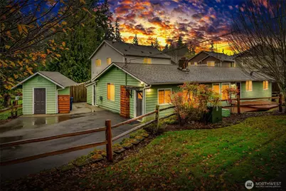 12432 27th Place W #2, Everett, WA 98204 - Photo 1