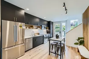 511 Howe St, Seattle, WA 98109 - Photo 7