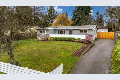 18428 66th Avenue W, Lynnwood, WA 98037 - Photo 1