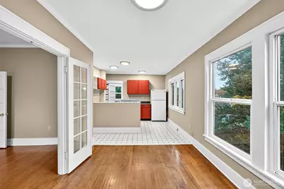 132 30th Avenue, Seattle, WA 98122 - Photo 7