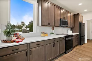 18531 SE 271st Ct, Covington, WA 98042 - Photo 11