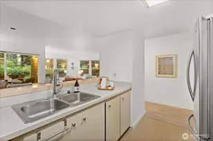 14651 NE 40th St, Bellevue, WA 98007 - Photo 13