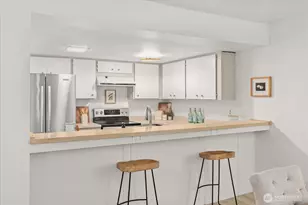 14651 NE 40th St, Bellevue, WA 98007 - Photo 11