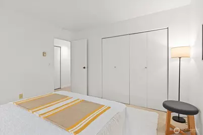 14651 NE 40th Street #G1, Bellevue, WA 98007 - Photo 15