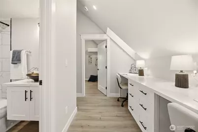 9223 38th Avenue S #B, Seattle, WA 98118 - Photo 27