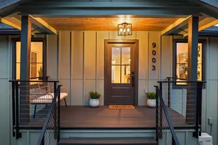 9003 30th Ave SW, Seattle, WA 98126 - Photo 3