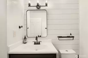 12 18th Ave, Kirkland, WA 98033 - Photo 23