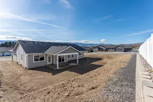 861 N Newport Loop, East Wenatchee, WA 98802 - Photo 31
