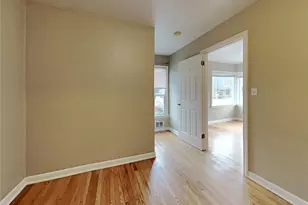 4700 SW Othello St, Seattle, WA 98116 - Photo 7