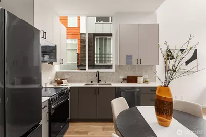 730 A Broadway E, Seattle, WA 98102 - Photo 11