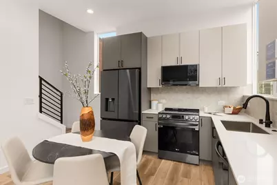 730 A Broadway E, Seattle, WA 98102 - Photo 9