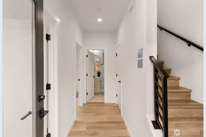 730 A Broadway E, Seattle, WA 98102 - Photo 3