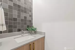 3542 S Dawson St, Seattle, WA 98118 - Photo 9