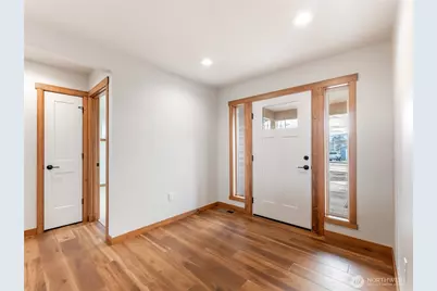 811 N Newport Loop, East Wenatchee, WA 98802 - Photo 5