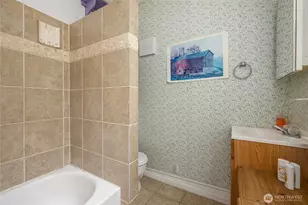 602 N Main St, Coupeville, WA 98239 - Photo 33