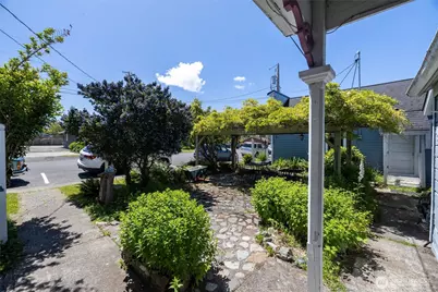 602 N Main Street, Coupeville, WA 98239 - Photo 7