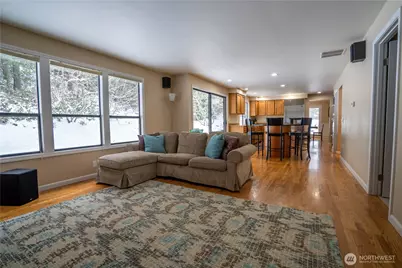 26047 SE 26th Court, Sammamish, WA 98075 - Photo 9