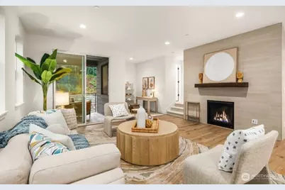 10814 (Hs 65) 120th Lane NE #E, Kirkland, WA 98033 - Photo 15