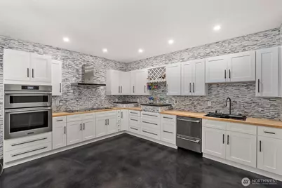 15115 Labrador Lane SW, Rochester, WA 98579 - Photo 11