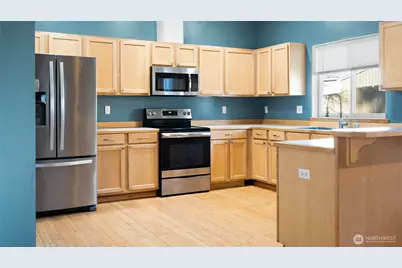 6726 NE Columbia Street, Suquamish, WA 98392 - Photo 9