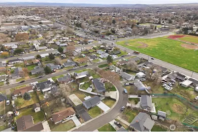 905 S Ione Street, Kennewick, WA 99336 - Photo 31