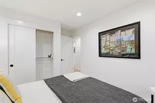 3648 Greenwood Ave N, Seattle, WA 98103 - Photo 7