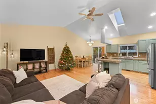 115 43rd St, Bellingham, WA 98229 - Photo 5