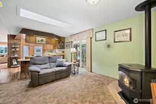 9314 Canyon Rd E, Puyallup, WA 98371 - Photo 15