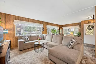 9314 Canyon Rd E, Puyallup, WA 98371 - Photo 5