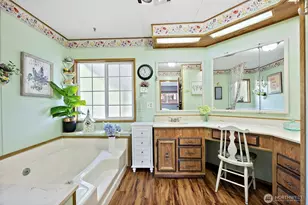 9314 Canyon Rd E, Puyallup, WA 98371 - Photo 21